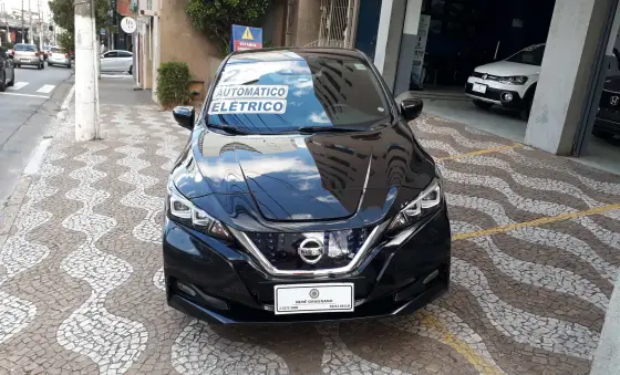 NISSAN LEAF 2022