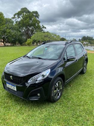 PEUGEOT 2008 2020