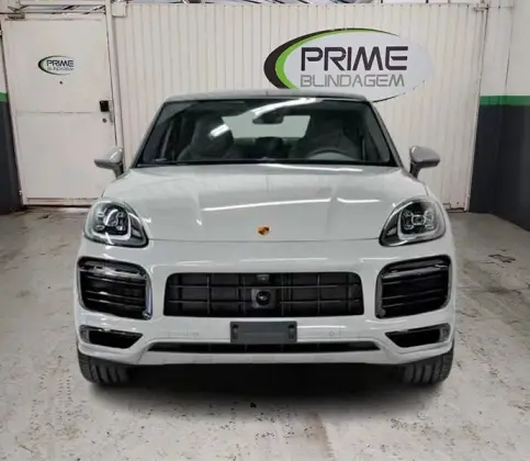 PORSCHE CAYENNE 2024