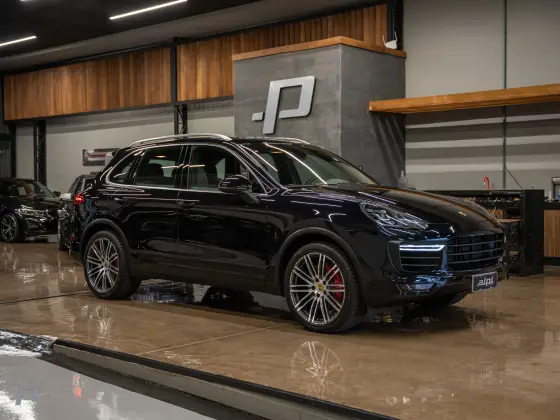 PORSCHE CAYENNE 2016