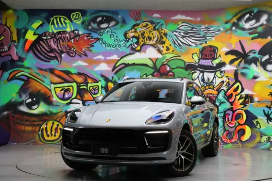 PORSCHE MACAN 2025