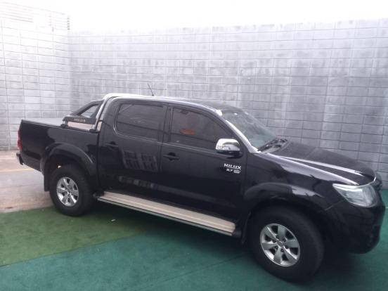 TOYOTA HILUX 2015