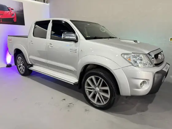TOYOTA HILUX 2010