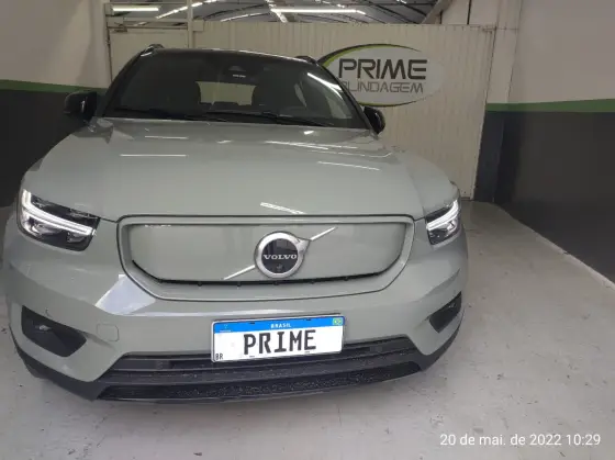 VOLVO XC40 2024