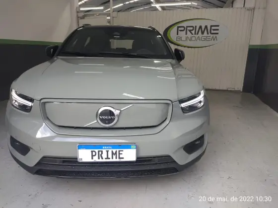 VOLVO XC40 2024