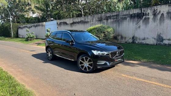 VOLVO XC60 2019