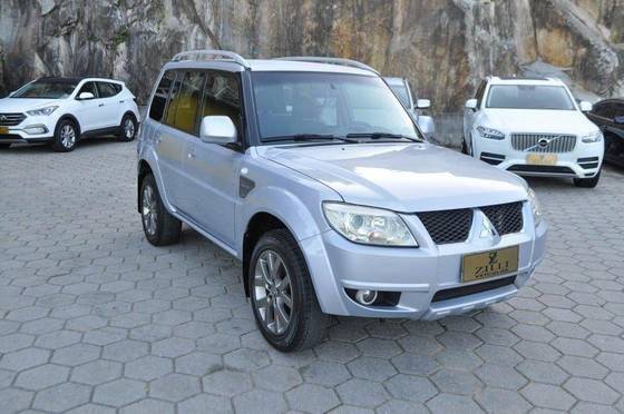 MITSUBISHI PAJERO TR4 2013
