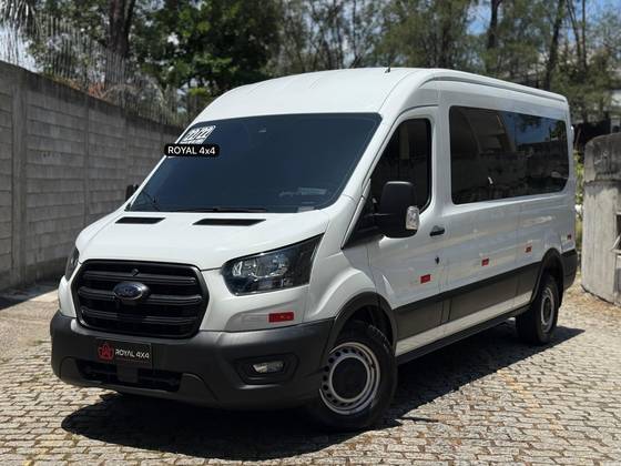 FORD TRANSIT 2022