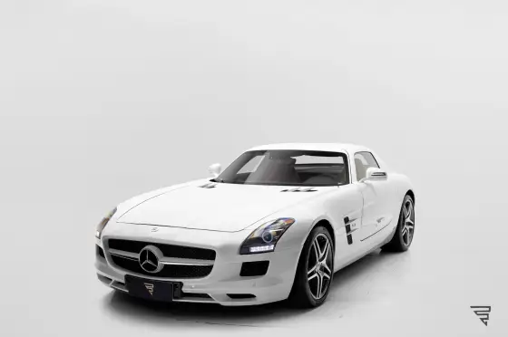 MERCEDES-BENZ SLS AMG 2011
