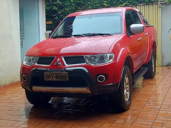 MITSUBISHI L200 TRITON 2013