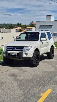 MITSUBISHI PAJERO FULL 2008
