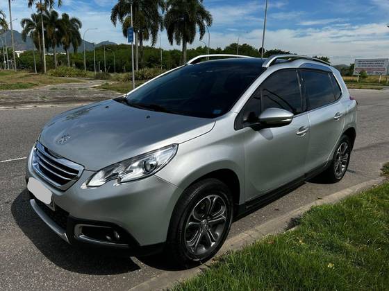 PEUGEOT 2008 2017