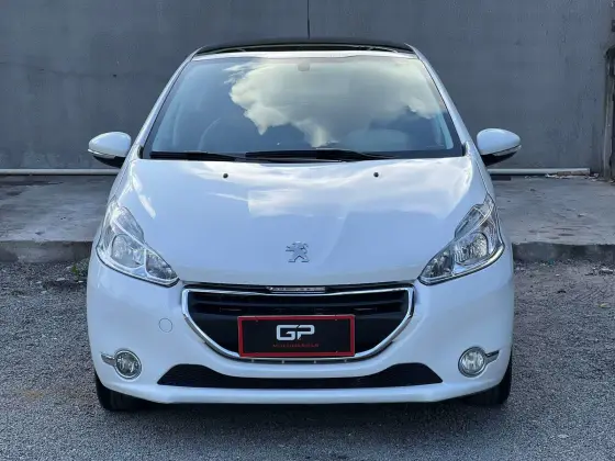 PEUGEOT 208 2016
