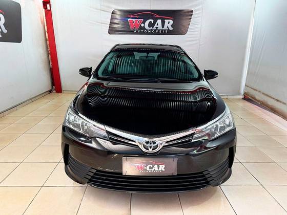 TOYOTA COROLLA 2018