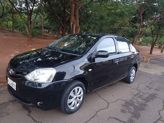TOYOTA ETIOS 2013