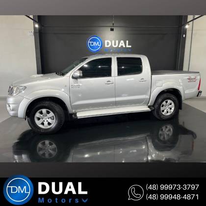 TOYOTA HILUX 2011