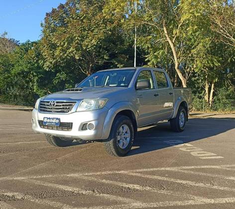 TOYOTA HILUX 2015