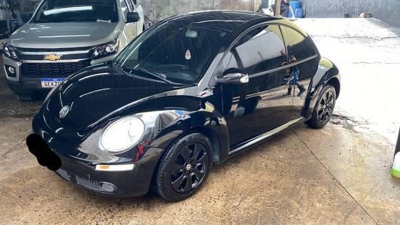 VOLKSWAGEN NEW BEETLE 2008