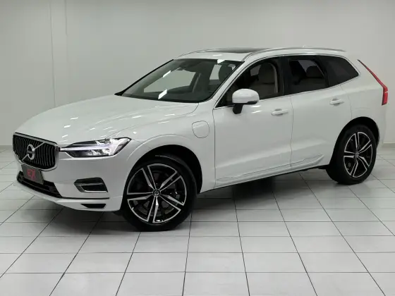 VOLVO XC60 2021