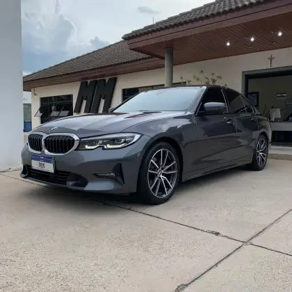 BMW 320i 2022