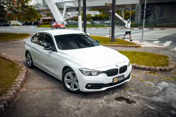 BMW 320i 2018