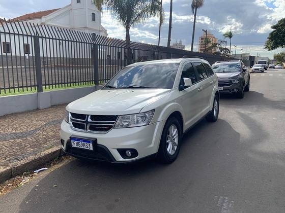 DODGE JOURNEY 2013