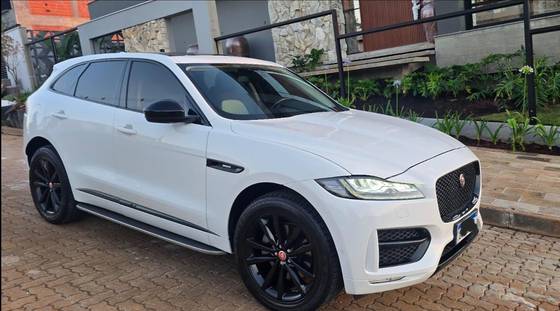 JAGUAR F-PACE 2017