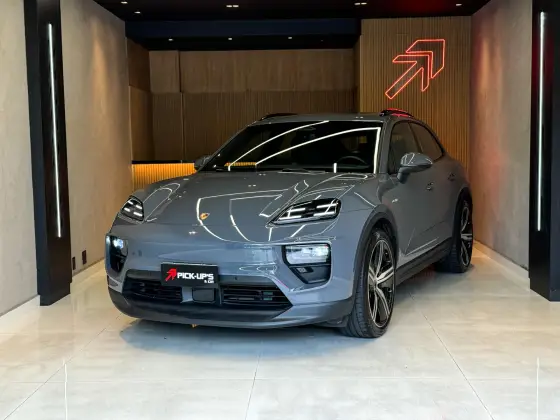 PORSCHE MACAN 2025