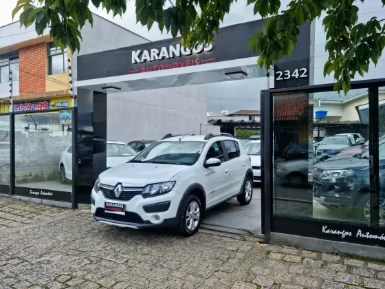 RENAULT SANDERO 2020