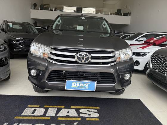 TOYOTA HILUX 2018