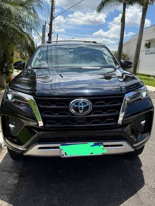 TOYOTA HILUX SW4 2021