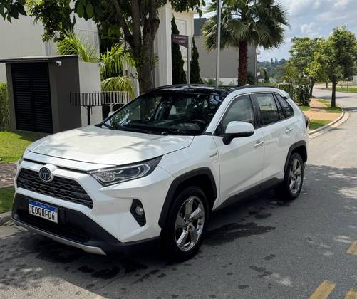 TOYOTA RAV4 2019