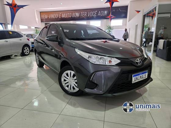 TOYOTA YARIS 2023