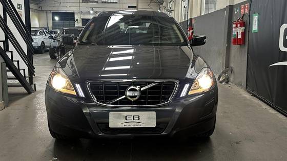VOLVO XC60 2011