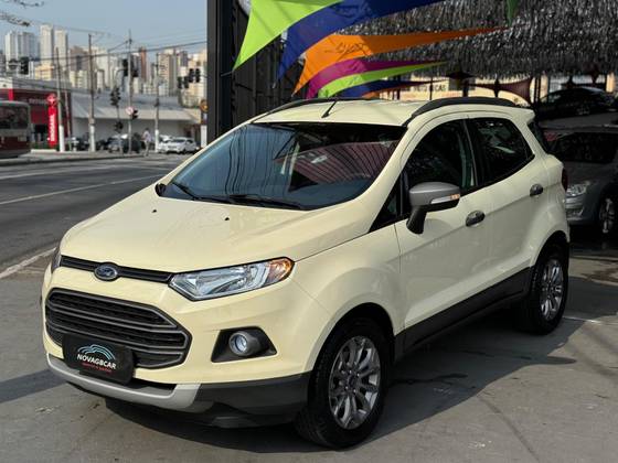 FORD ECOSPORT 2016