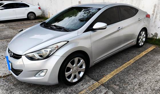 HYUNDAI ELANTRA 2012
