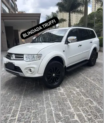 MITSUBISHI PAJERO DAKAR 2015