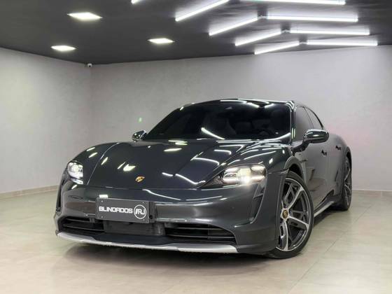 PORSCHE TAYCAN 2024