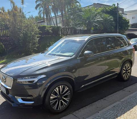VOLVO XC90 2021
