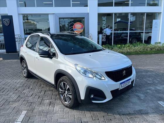 PEUGEOT 2008 2020