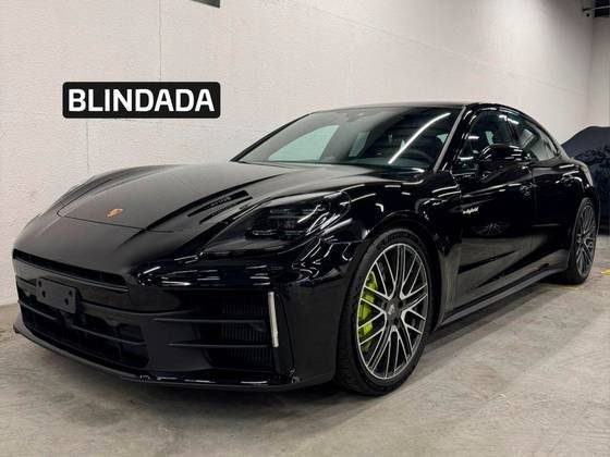 PORSCHE PANAMERA 2025