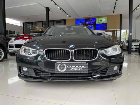 BMW 320i 2014