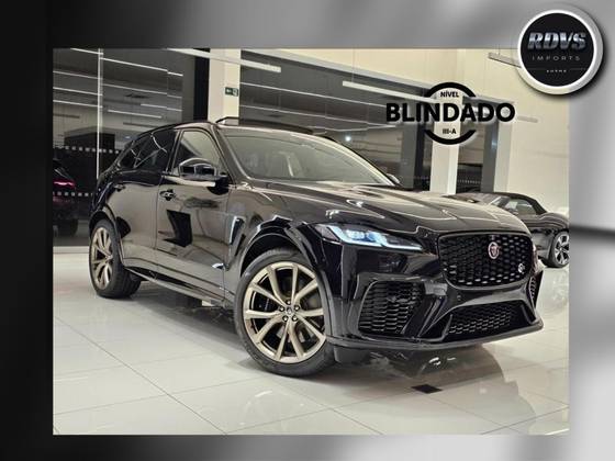 JAGUAR F-PACE 2024