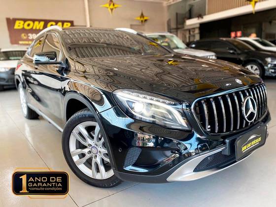 MERCEDES-BENZ GLA 200 2016