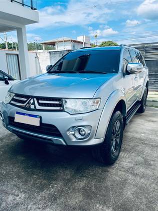 MITSUBISHI PAJERO 2016
