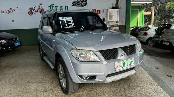 MITSUBISHI PAJERO TR4 2013