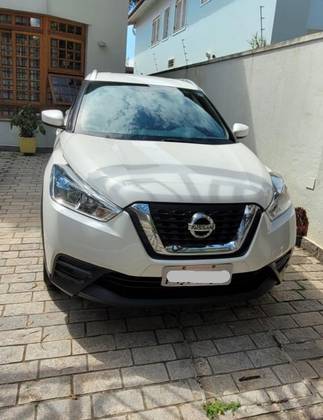 NISSAN KICKS 2018