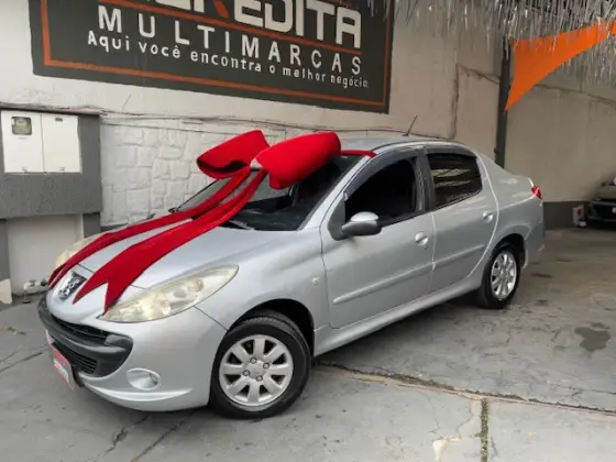 PEUGEOT 207 2011