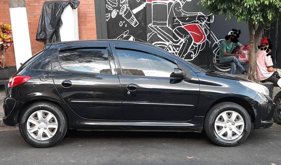 PEUGEOT 207 2014