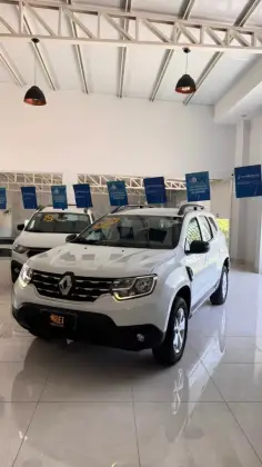 RENAULT DUSTER 2022